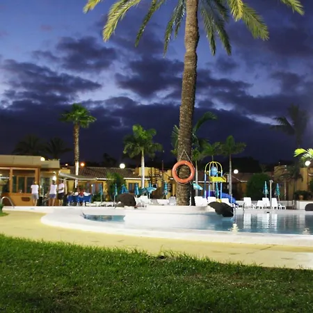 Parque Bali Con Aire Acondicionado