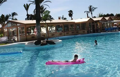 Parque Bali Con Aire Acondicionado