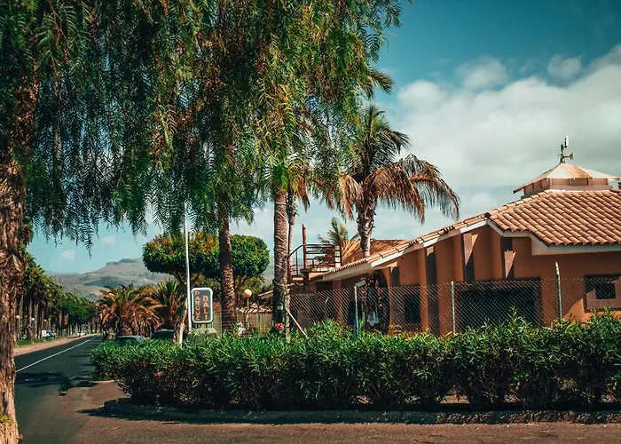 Апарт-отель Parque Bali Con Aire Acondicionado Маспаломас