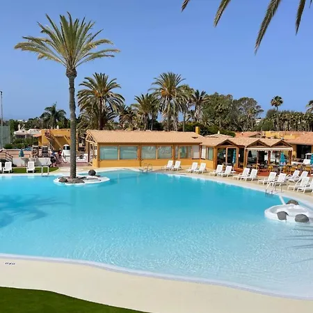 Parque Bali Con Aire Acondicionado 2*